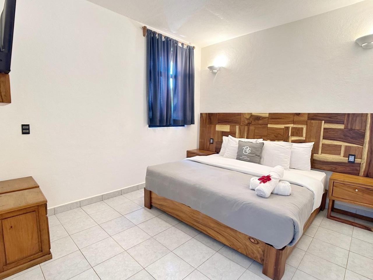 Hotel Tres Santos トロンコネス エクステリア 写真
