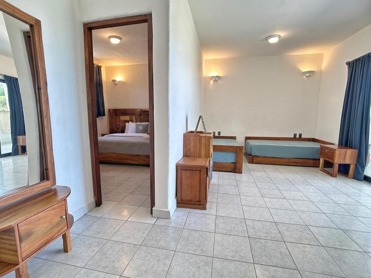 Hotel Tres Santos トロンコネス エクステリア 写真