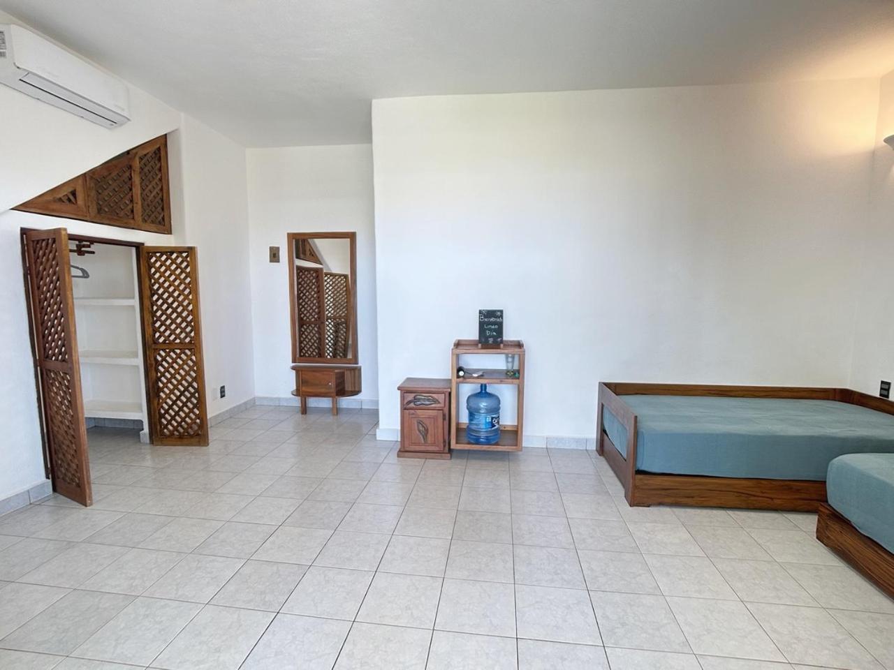 Hotel Tres Santos トロンコネス エクステリア 写真